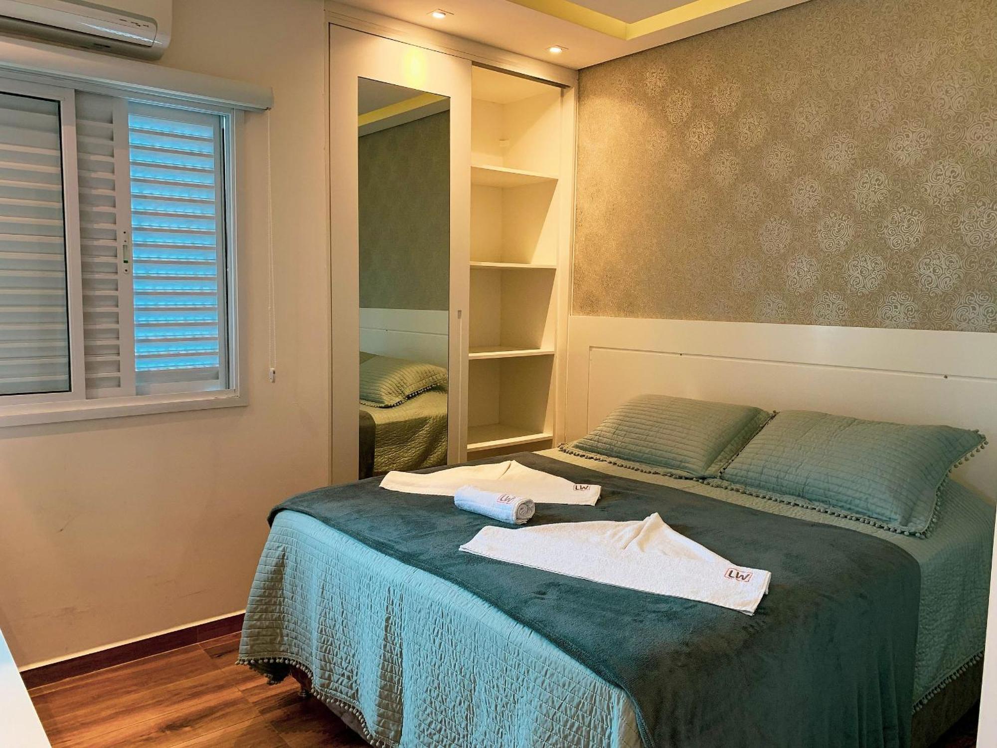 Apto Alto Padrao C/ Suite, Smartv, Wi-fi E Piscina Casa de férias *