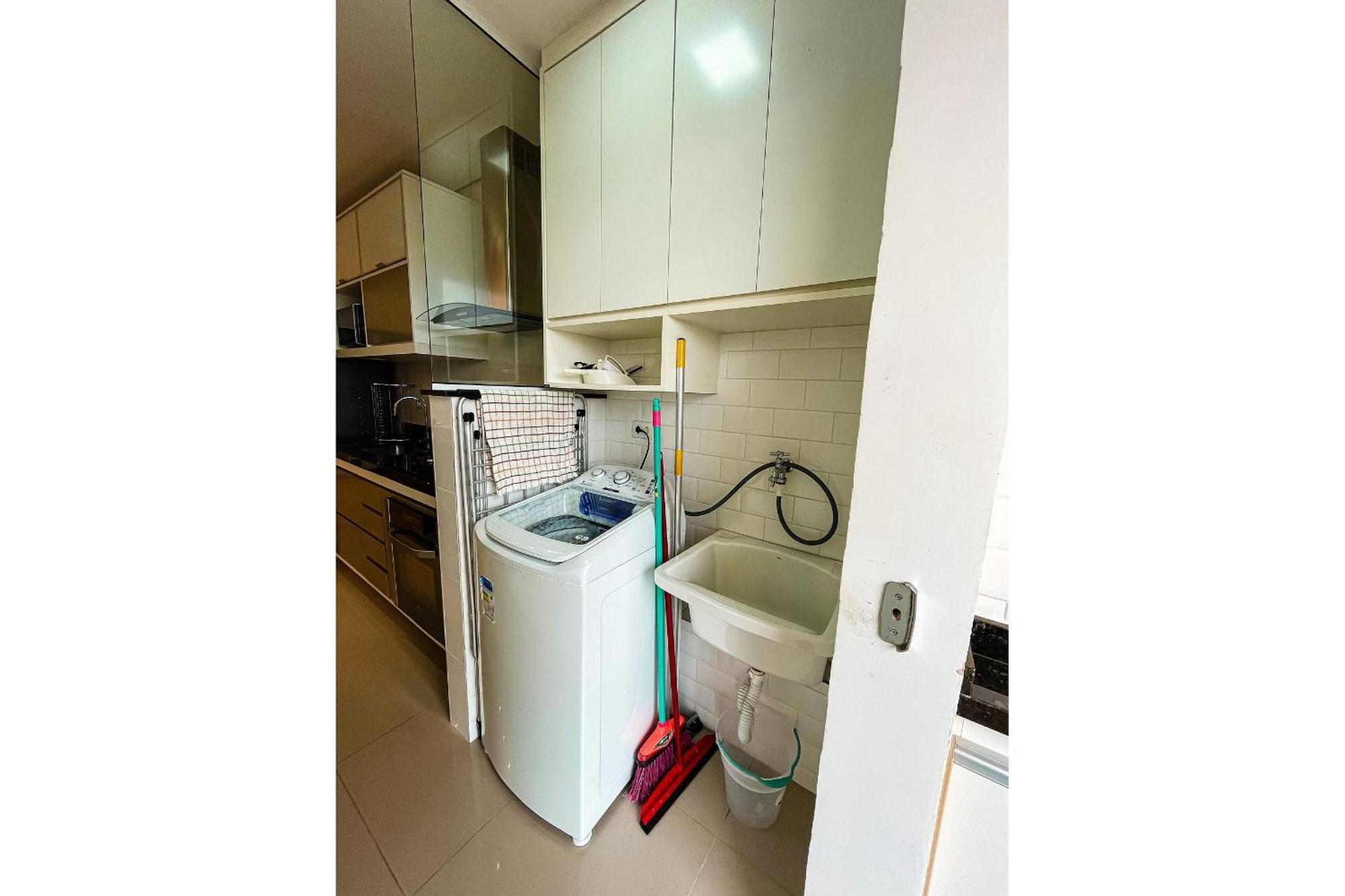 Apto Alto Padrao C/ Suite, Smartv, Wi-fi E Piscina Casa de férias Ubatuba