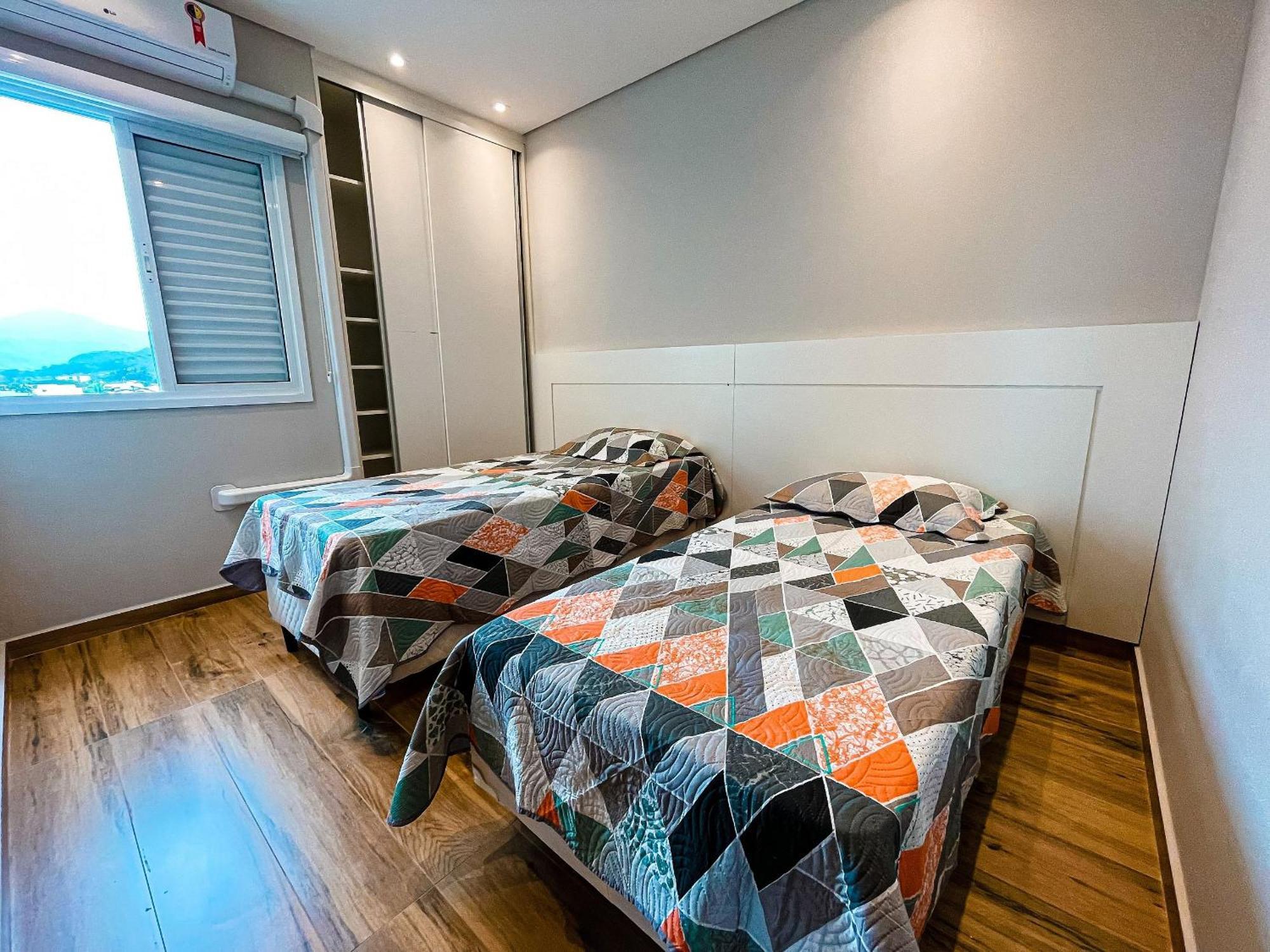 Apto Alto Padrao C/ Suite, Smartv, Wi-fi E Piscina Casa de férias